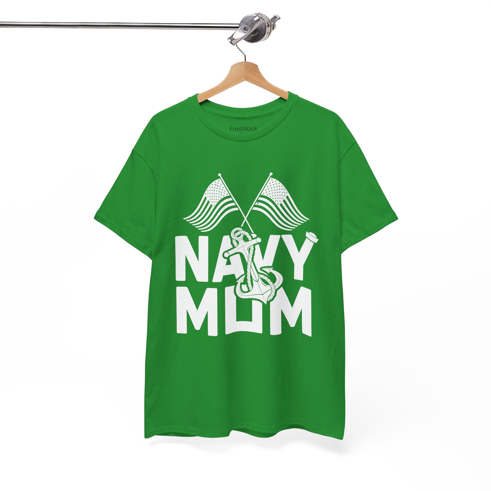 Mom T-Shirt – Navy Mom Design