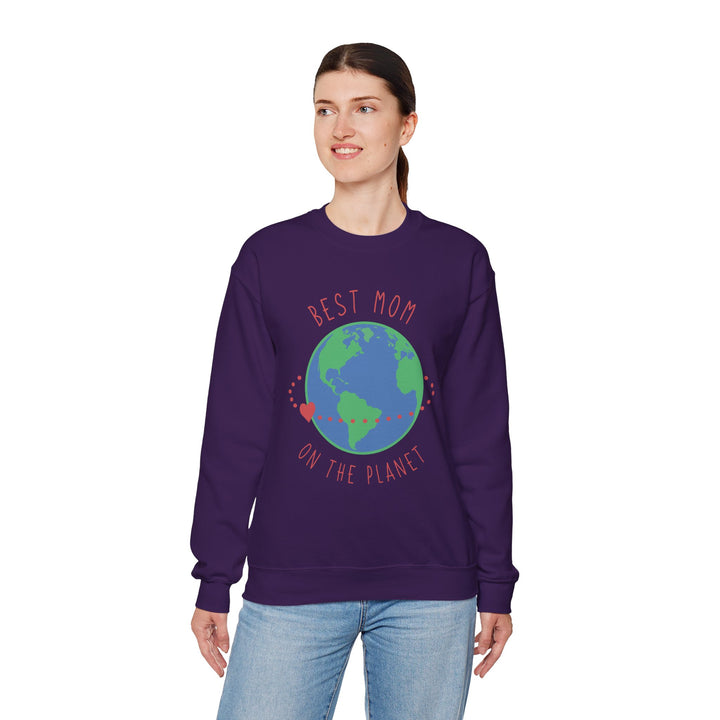 Mom's Sweatshirt - Best Mom on the Planet Design